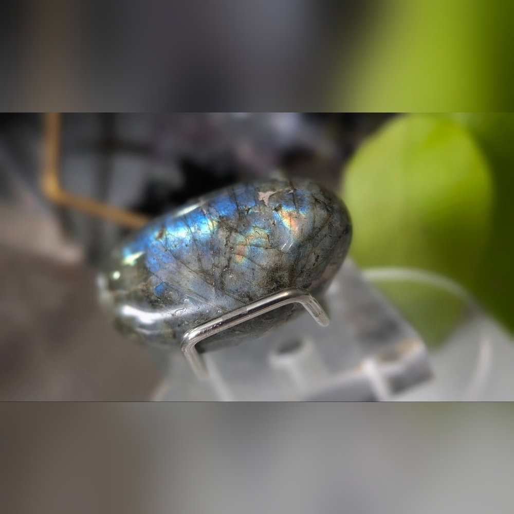 Labradorite Flash Crystal Palmstone